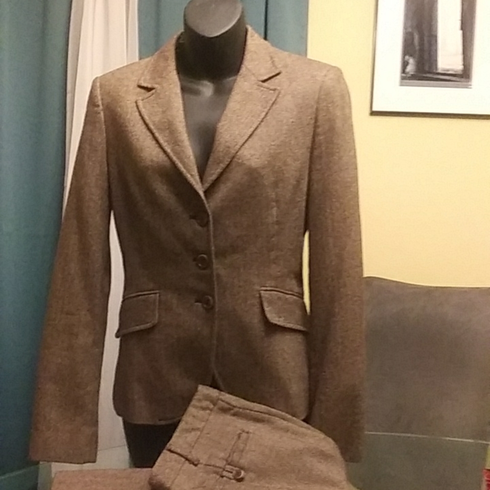 Benetton brown tweed pantsuit Beautiful! Sz.42